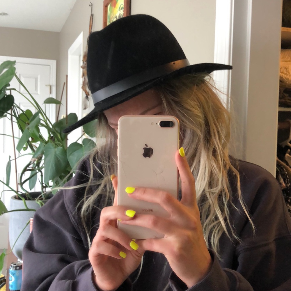 H&M hat - Picture 2 of 4